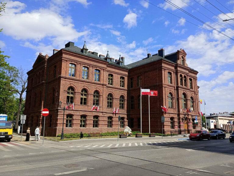 Budynek Kantoru od ul. Limanowskiego