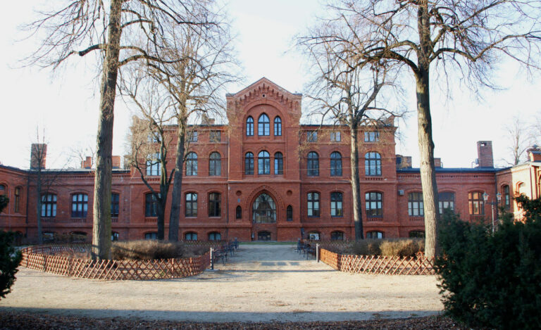 Szpital w zimowej odsłonie