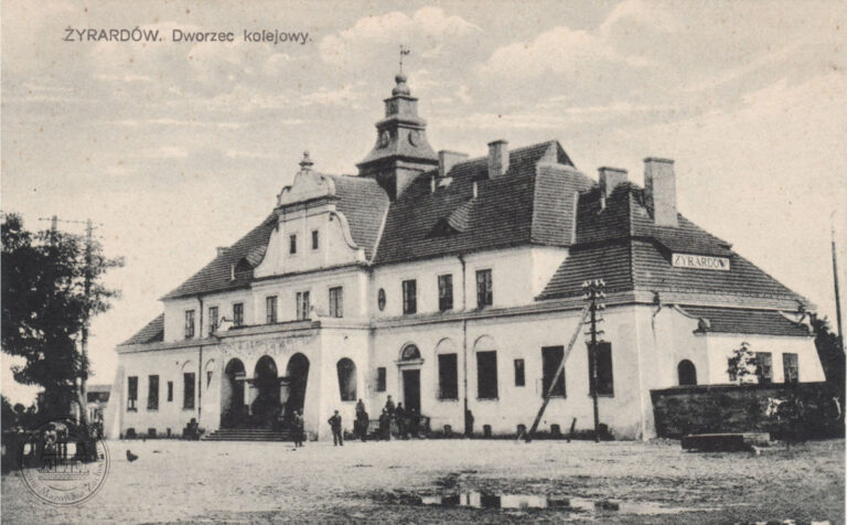 Foto 2 Dworzec kolejowy, okres międzywojenny